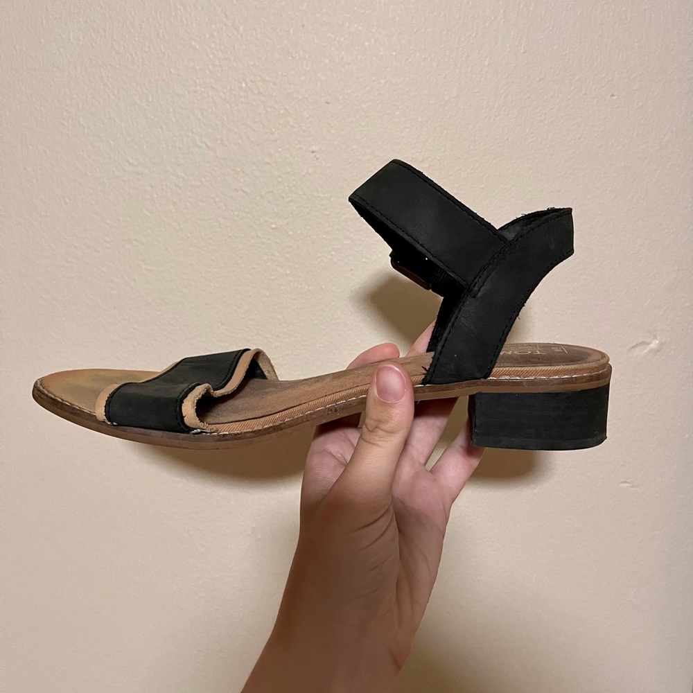 Toms Black and Tan Women's Sandals